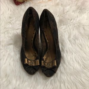 BCBGIRLS HEELS